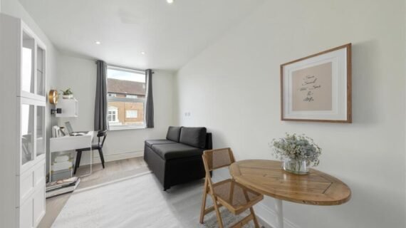 East End Road, East Finchley, N2