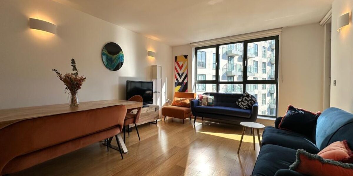 St Williams Court, Islington, London, N1