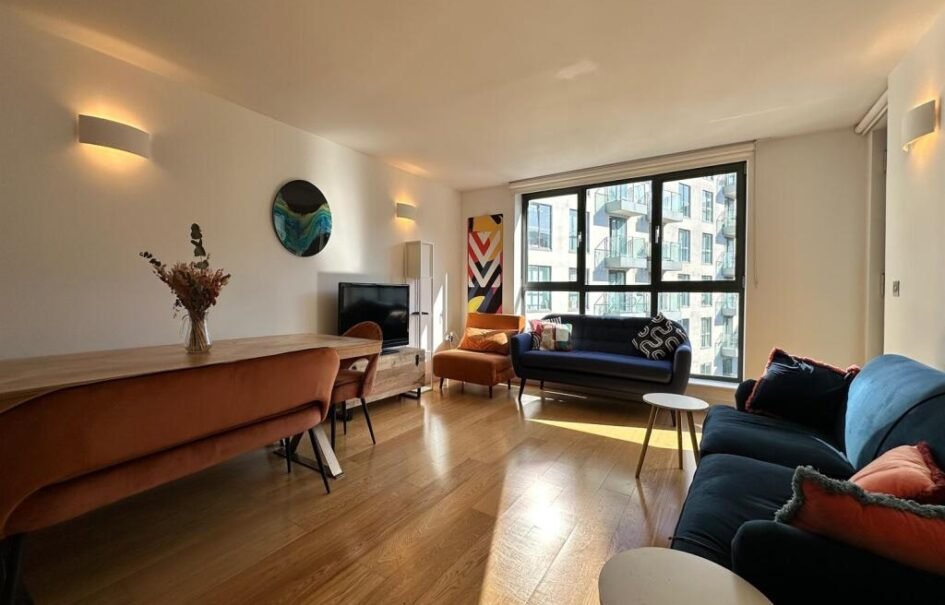 St Williams Court, Islington, London, N1
