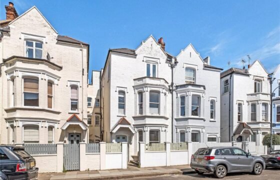 Whittingstall Road, Parsons Green, SW6